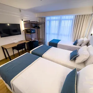 https://marante-plaza-hotel.portodegalinhashotels.com